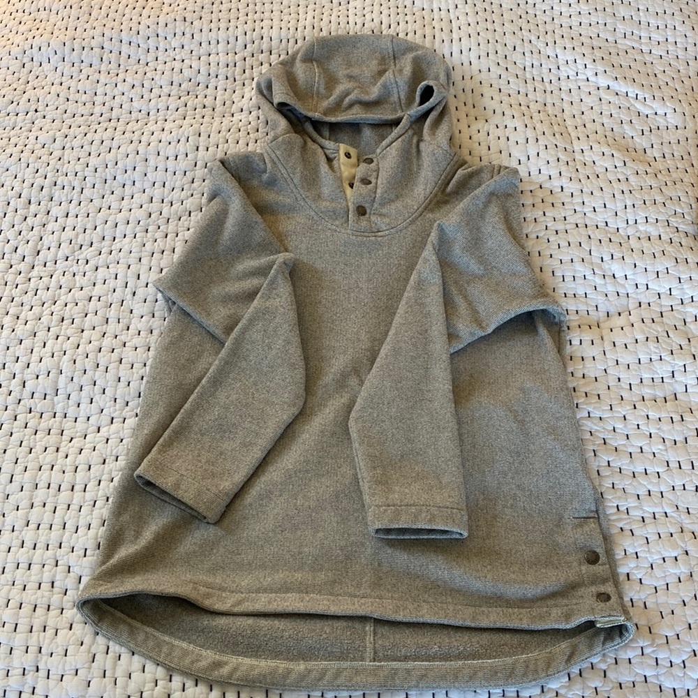 North face tunic with hood and funnel neckline!